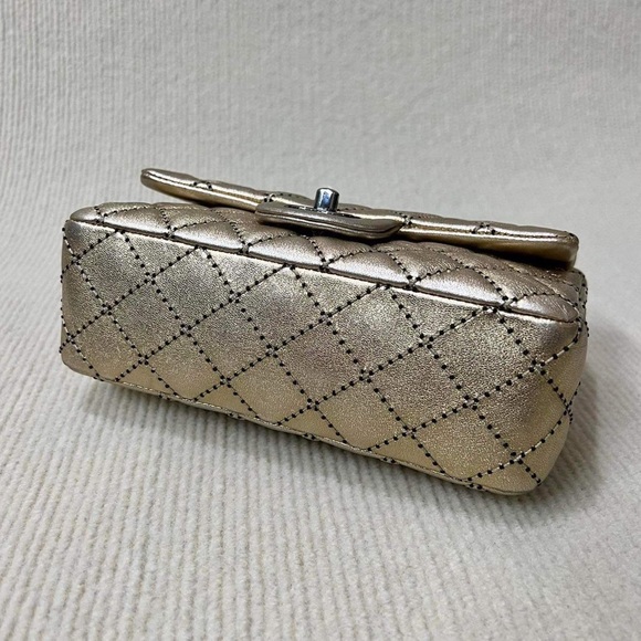 ‼️SOLD‼️Limited edition Gold classic mini8 - Picture 7 of 17